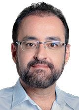 Gustavo Santana